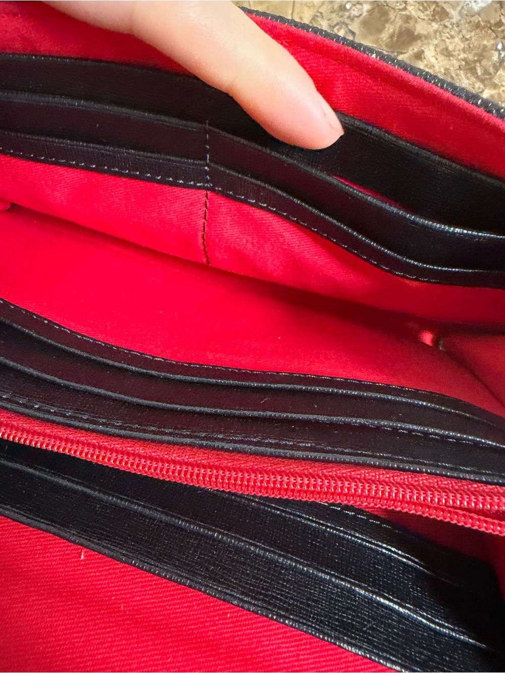 Dooney & Bourke - Picture 9 of 10